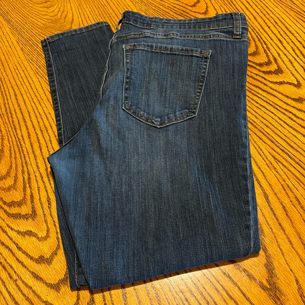 Women’s Size 34 GAP Regular Denim Legging / Skinny Jean